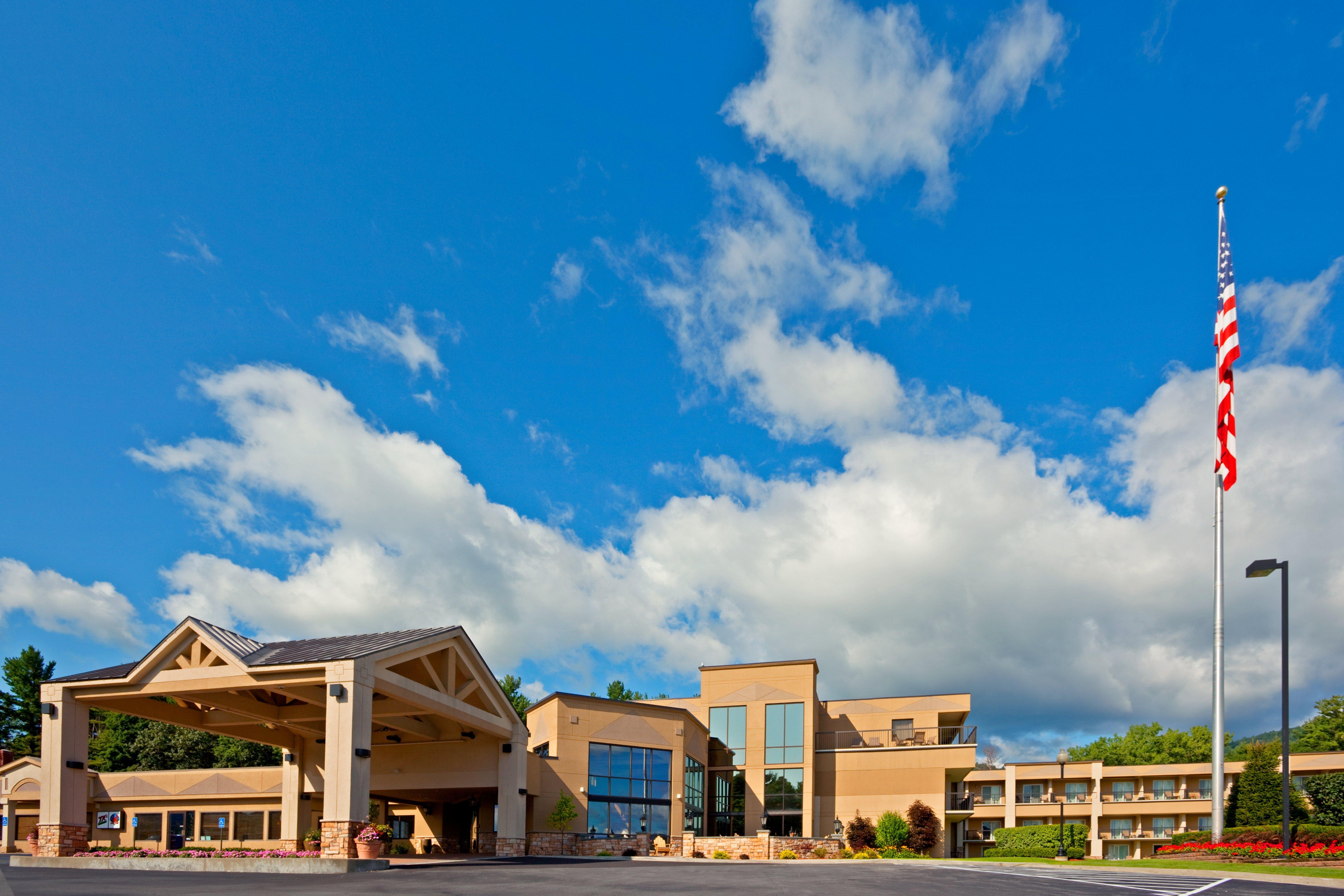 Holiday Inn Resort Lake George By Ihg Esterno foto