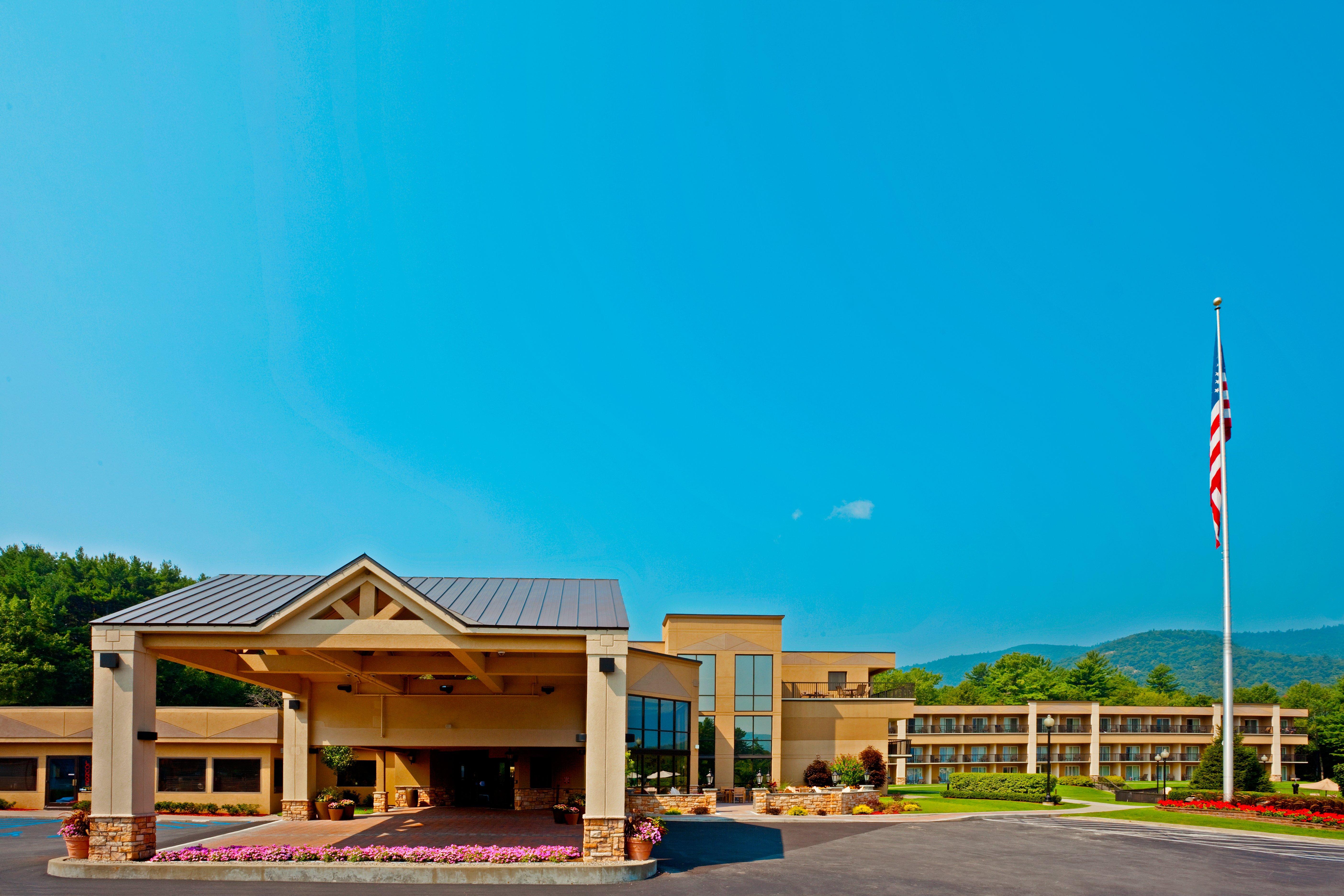 Holiday Inn Resort Lake George By Ihg Esterno foto